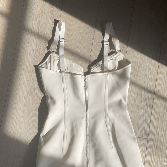 ❌SOLD❌Dion Lee White Sleeveless Accordian Pleat Dress XS - Picture 12 of 15